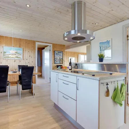 Holiday Evely - 300m From The Sea In Nw Jutland By Interhome * Lokken