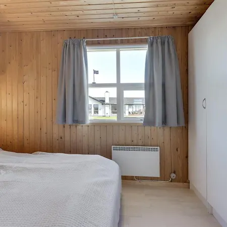Holiday Evely - 300m From The Sea In Nw Jutland By Interhome *
