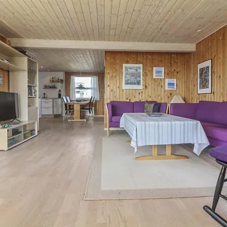 Holiday home Holiday Evely - 300m From The Sea In Nw Jutland By Interhome