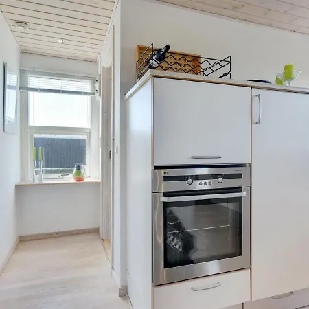 Holiday Evely - 300m From The Sea In Nw Jutland By Interhome *